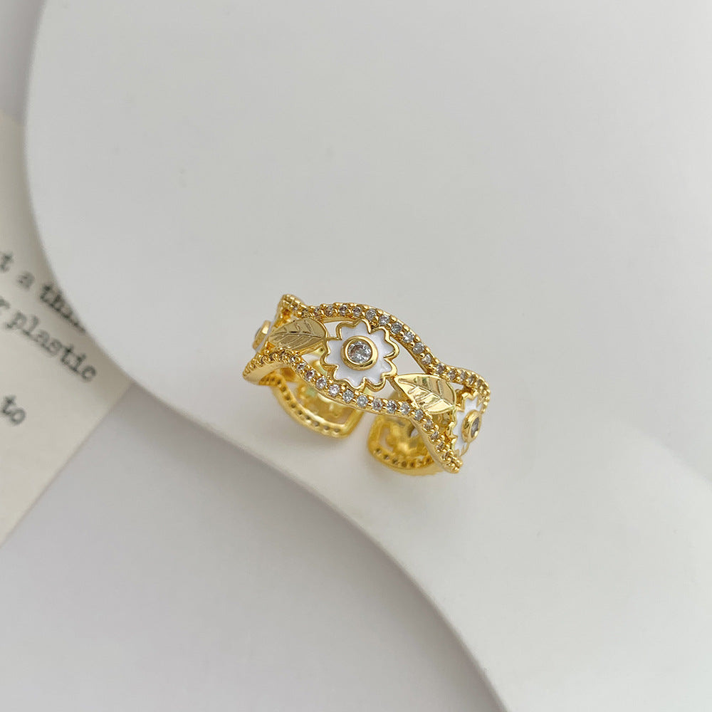 "Diana's Crown" Zirconia Ring